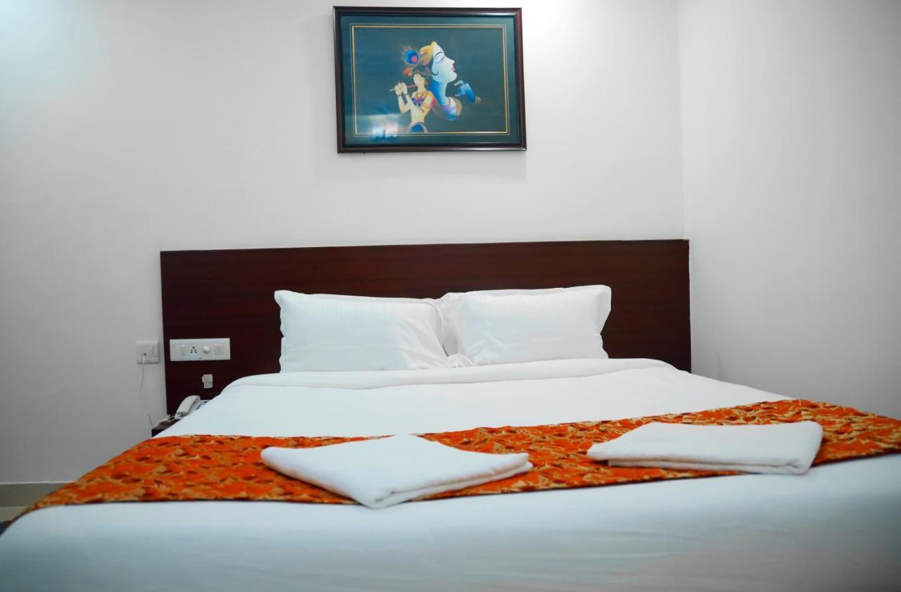 Harekrishna Hotel & Restaurant Bhubaneswar Eksteriør bilde